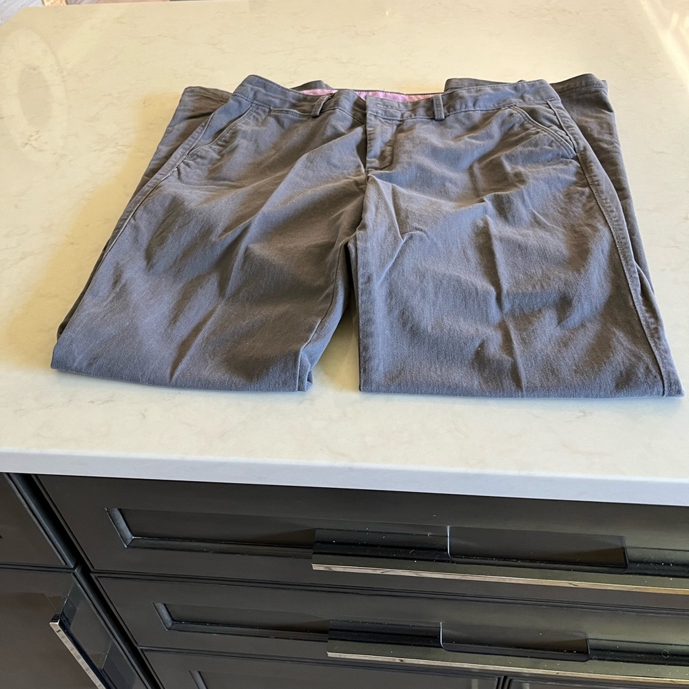 Dockers.